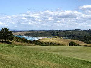 Kauri Cliffs 6th Green